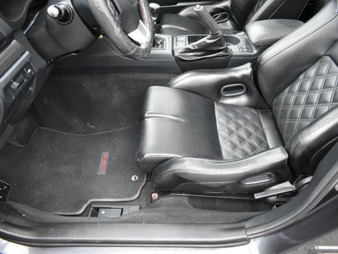 Used 2017 Subaru WRX Premium AWD/4WD image 25