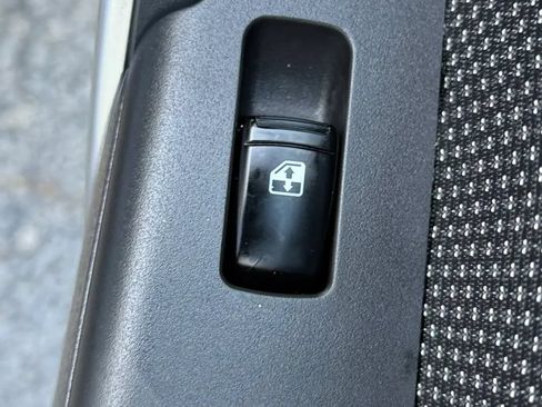 Used 2011 Chevrolet Aveo LT w/ Power and Convenience Package FWD image 25