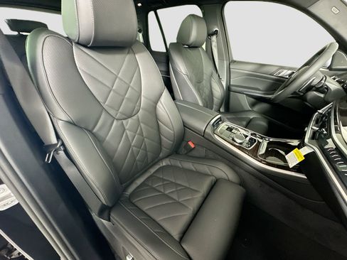 New 2026 BMW X5 xDrive40i w/ M Sport Package image 28