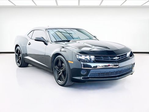 Used 2015 Chevrolet Camaro LS image 3