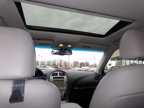 Used 2012 Lexus ES 350 Base 4dr Sedan image 17