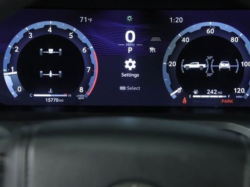 Used 2025 Toyota Tacoma TRD Off-Road AWD/4WD image 16