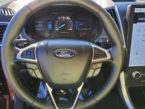 Used 2024 Ford Edge SEL w/ Convenience Package image 15