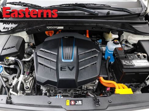 Used 2022 Kia Niro EX w/ Cold Weather Package image 7