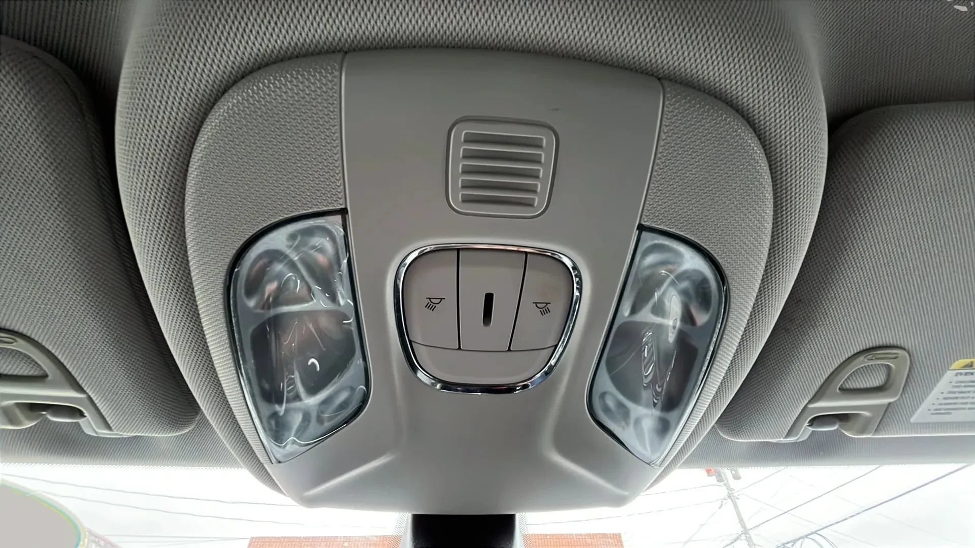 Used 2020 Jeep Compass Limited FWD image 32
