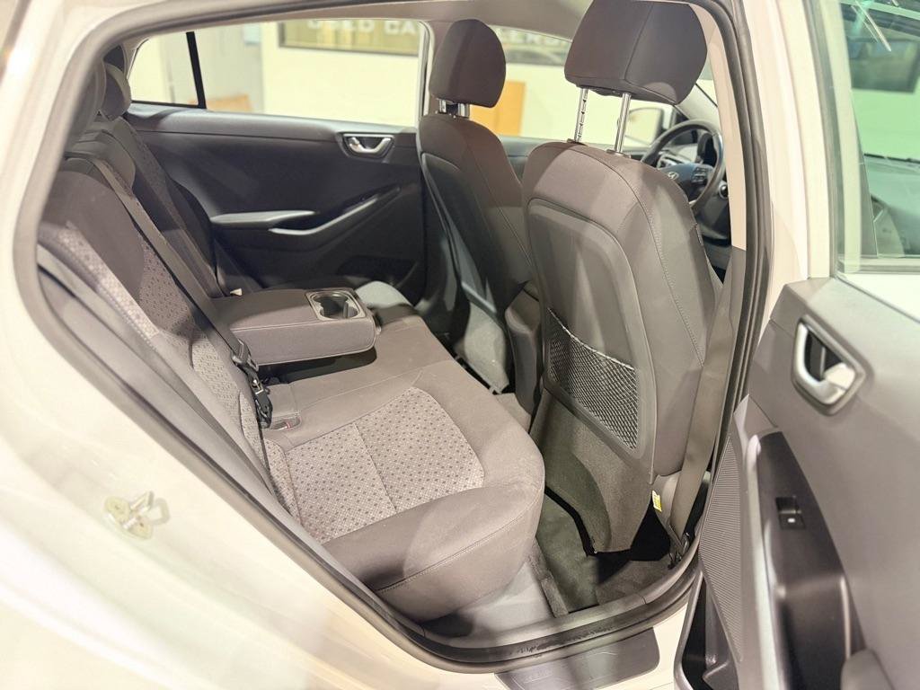 Used 2019 Hyundai Ioniq Electric FWD image 12