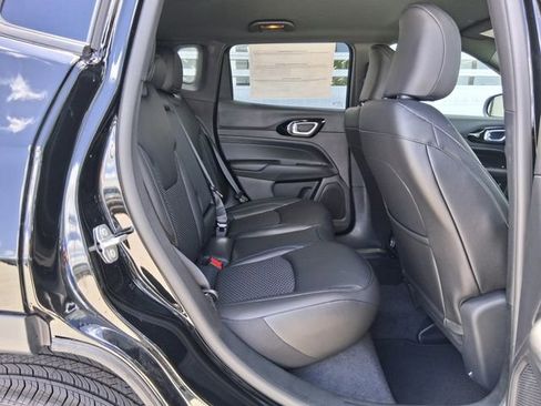 New 2026 Jeep Compass Latitude image 23