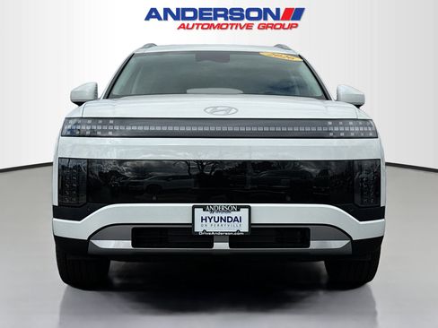 New 2026 Hyundai Ioniq 9 SE w/ Tow & Go Package AWD/4WD image 16