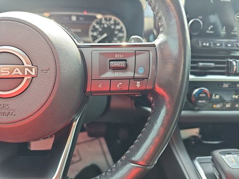 Used 2023 Nissan Pathfinder SL w/ SL Premium Package FWD image 20