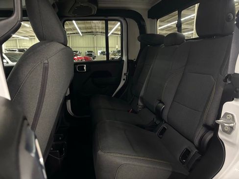 New 2026 Jeep Gladiator Sport AWD/4WD image 13