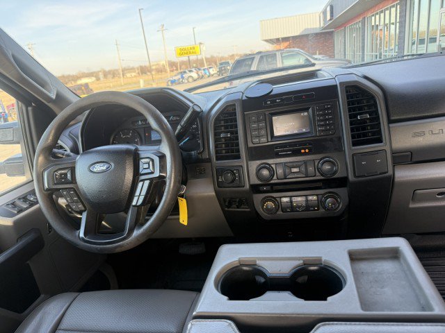 Used 2018 Ford F250 XL w/ Power Equipment Group AWD/4WD image 7
