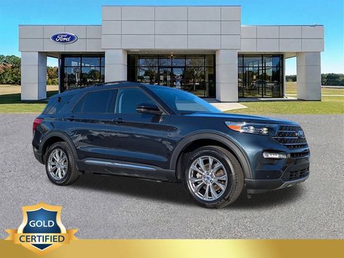 Certified 2023 Ford Explorer XLT w/ Equipment Group 202A image 1