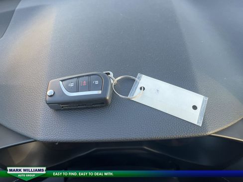 Used 2020 Toyota RAV4 LE image 16