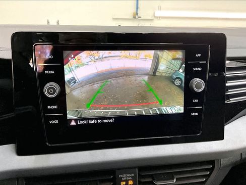 New 2026 Volkswagen Jetta SE image 19