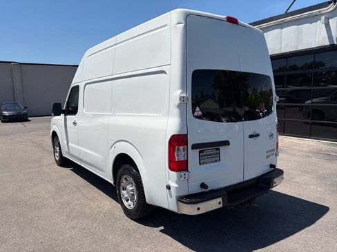 Used 2012 Nissan NV 2500 SV w/ Side Curtain Airbag Pkg RWD image 25
