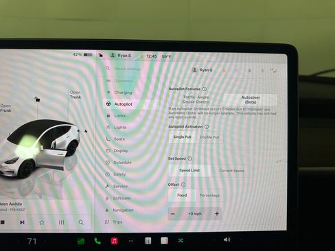 Used 2023 Tesla Model Y Long Range AWD/4WD image 33