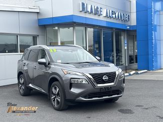 Used 2023 Nissan Rogue SL w/ SL Premium Package video 1