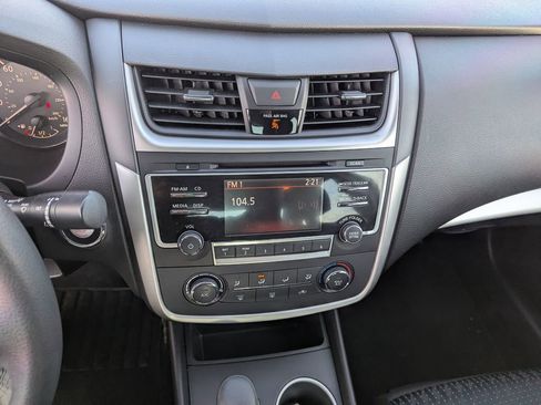 Used 2017 Nissan Altima 2.5 S w/ Power Driver Seat Package image 15