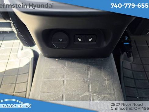 Used 2024 Volvo XC40 B5 Plus w/ Climate Package AWD/4WD image 26