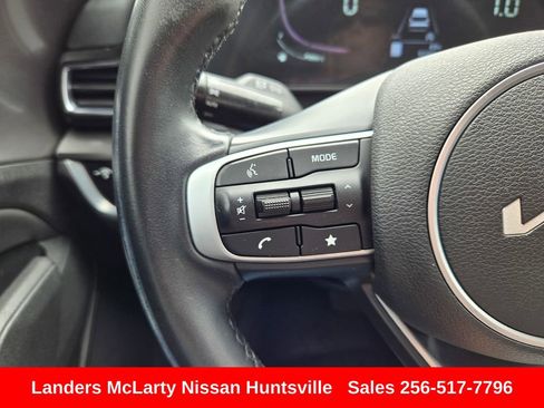 Used 2023 Kia Sportage EX FWD image 26