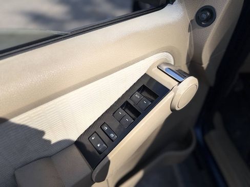 Used 2008 Ford Explorer Sport Trac Limited RWD image 12