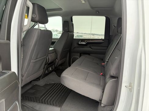 Used 2024 Chevrolet Silverado 3500 LT w/ Convenience Package image 13