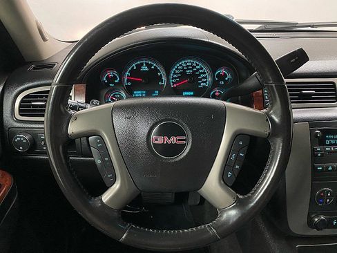 Used 2014 GMC Yukon XL SLT image 17