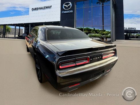 Used 2019 Dodge Challenger R/T w/ Driver Convenience Group image 3