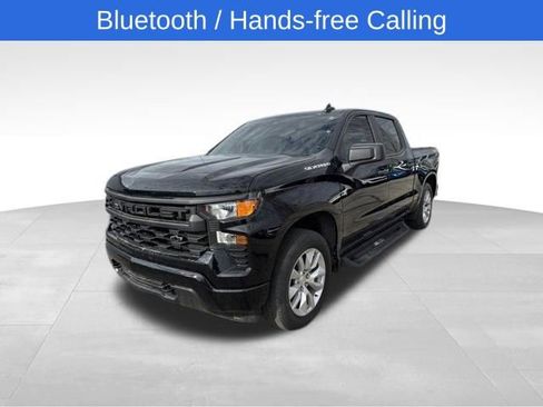 Used 2023 Chevrolet Silverado 1500 Custom image 4