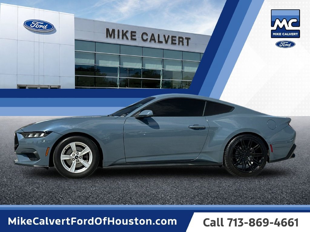 Used 2024 Ford Mustang Coupe RWD image 2