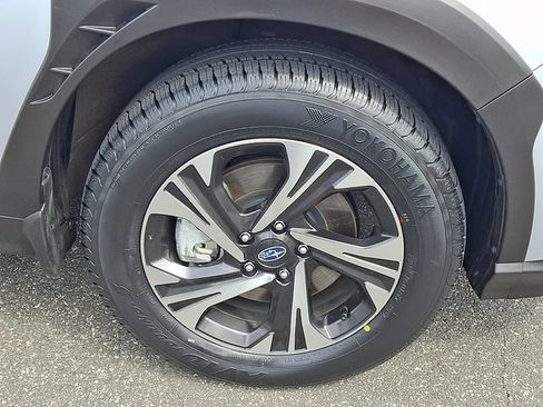 Used 2024 Subaru Crosstrek 2.0i Premium AWD/4WD image 8