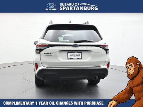 Used 2025 Subaru Forester Premium w/ Convenience Package #1 AWD/4WD image 7