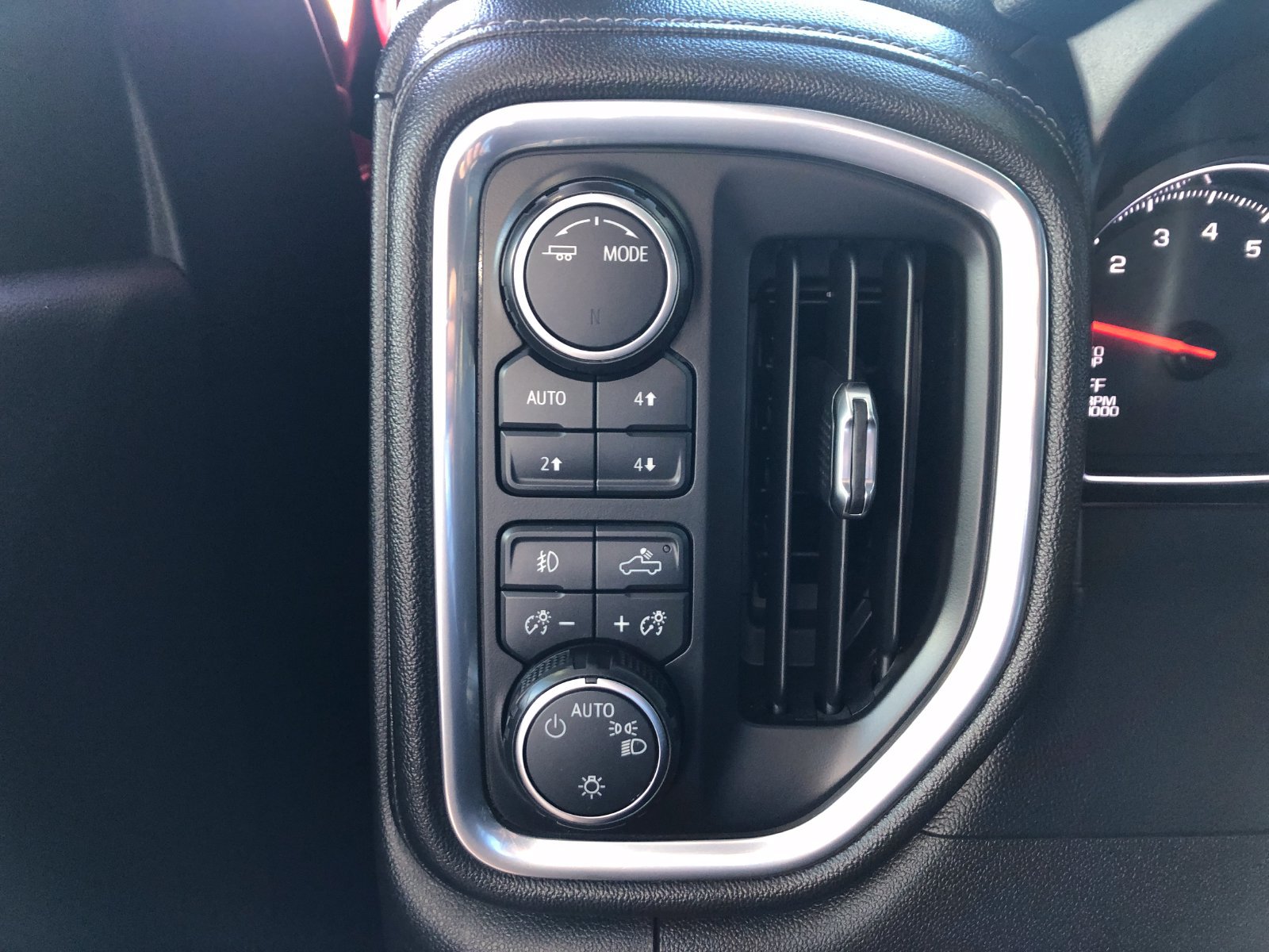 Used 2020 Chevrolet Silverado 1500 RST w/ All-Star Edition AWD/4WD image 35