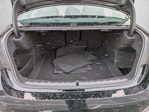 Used 2025 BMW 330i xDrive Sedan image 7