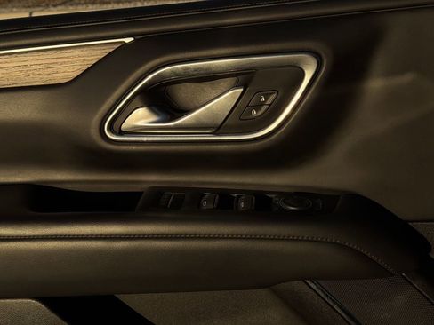 Used 2024 Chevrolet Tahoe High Country w/ Premium Package 2 image 23