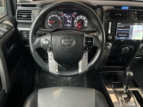 Used 2022 Toyota 4Runner SR5 Premium w/ Moonroof Package image 16