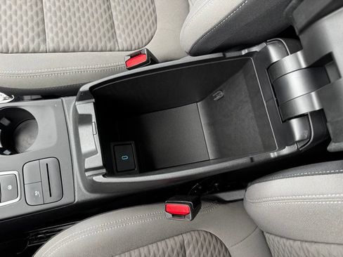 Certified 2020 Ford Escape SE Sport AWD/4WD image 22