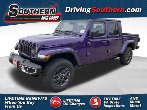 New 2026 Jeep Gladiator Sport image 1