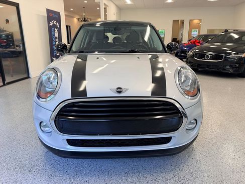 Used 2016 MINI Cooper 4-Door Hardtop FWD image 13
