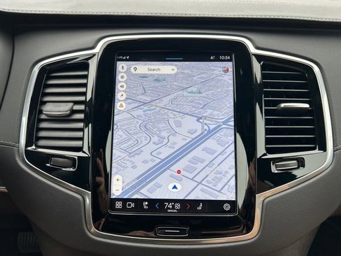 Used 2024 Volvo XC90 B6 Ultimate w/ Lounge Package image 31