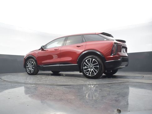 Certified 2025 Cadillac Optiq Sport 2 w/ LPO, Floor Liner Package image 55