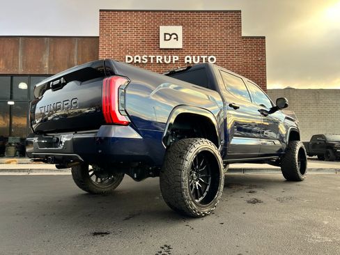 Used 2024 Toyota Tundra Platinum image 6