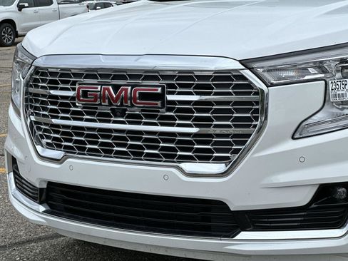 Certified 2023 GMC Terrain Denali w/ Denali Premium Package image 34