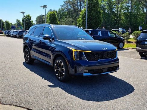 New 2026 Kia Sorento SX FWD image 3