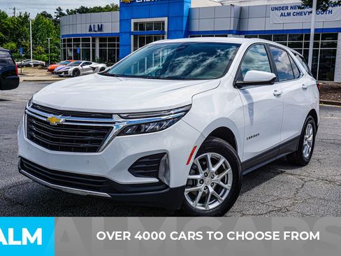 Used 2024 Chevrolet Equinox LT FWD image 2