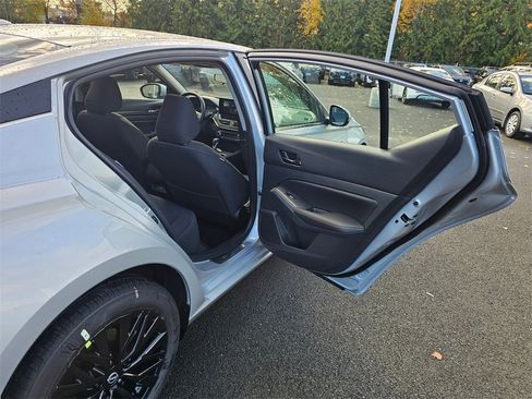 New 2025 Nissan Altima 2.5 SV w/ SV Special Edition Package image 25