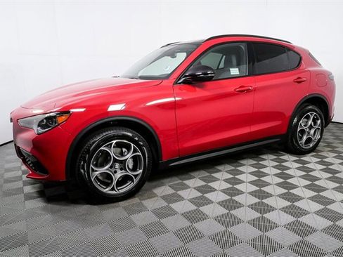 New 2025 Alfa Romeo Stelvio Sprint image 27