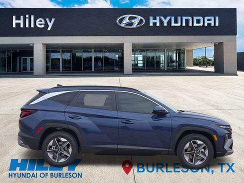 New 2026 Hyundai Tucson SEL image 3