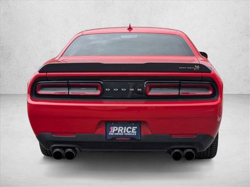 Used 2022 Dodge Challenger R/T Scat Pack image 6