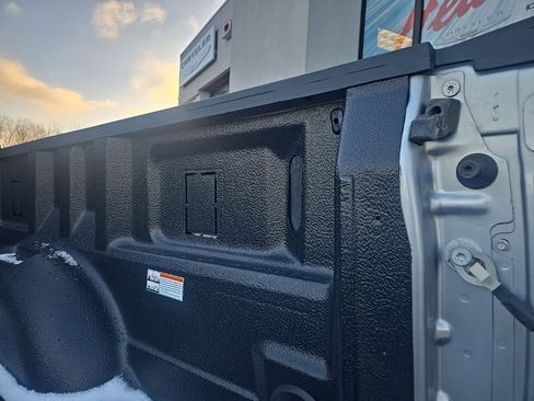 Used 2023 Ford F150 XLT image 25